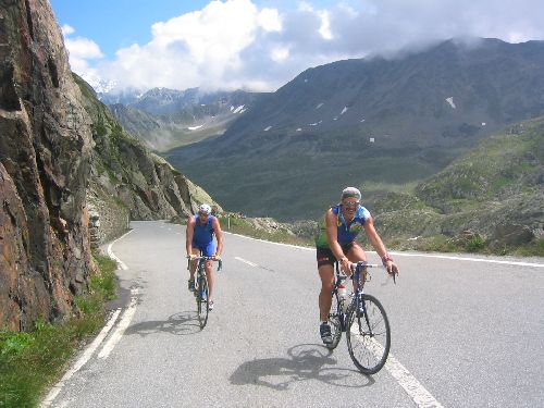 Et voici Dom et Philou à l'arrivée du Col du Grd St Bernard