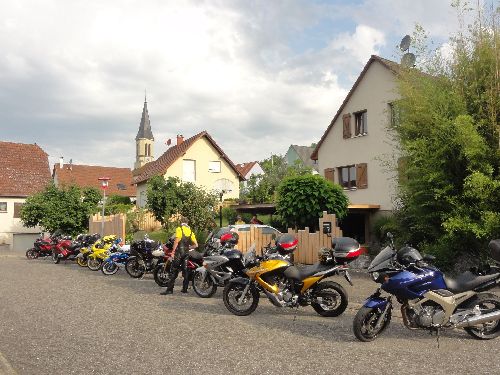 Wittersdorf, l'alignement des motos au départ