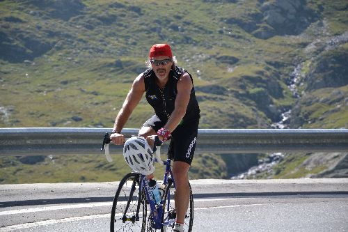 Philou dans la montée du col du Grand St Bernard