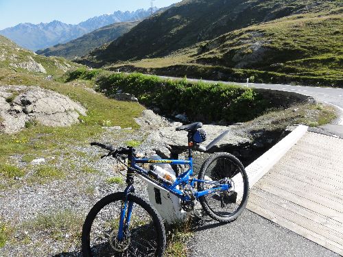 Montée du col du Grand St Bernard